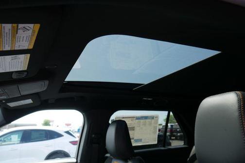 Space White Metallic 2026 Ford Explorer Tremor