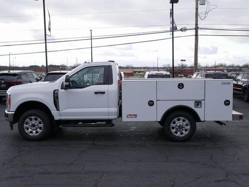 2023 Ford F-350 XLT
