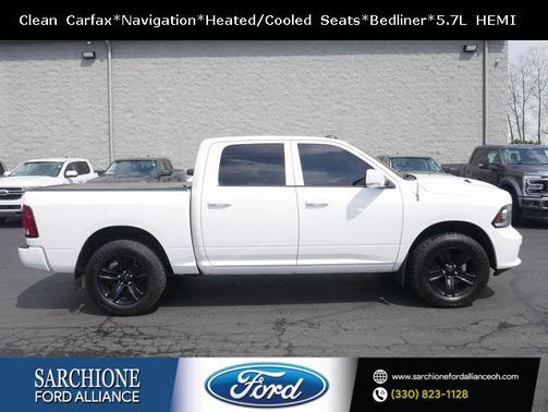 2017 RAM 1500 Night Crew Cab 4x4 5'7' Box