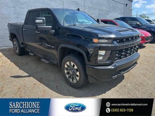 Mosaic Black Metallic 2022 Chevrolet Silverado 2500 Custom