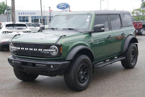 Green Metallic 2022 Ford Bronco Wildtrak