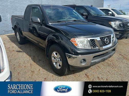 Super Black Metallic 2011 Nissan Frontier SV