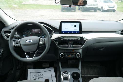 Rapid Red Metallic Tinted Clearcoat 2022 Ford Escape SE