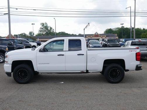 2016 Chevrolet Silverado 1500 Custom