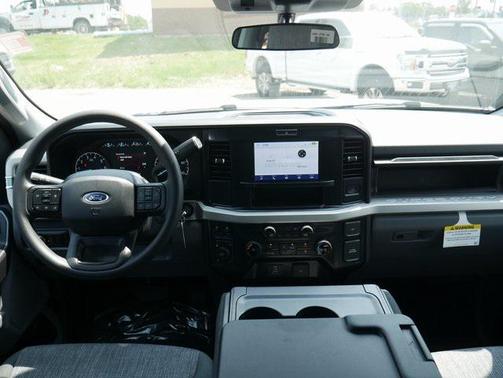 2025 Ford F-350 XLT