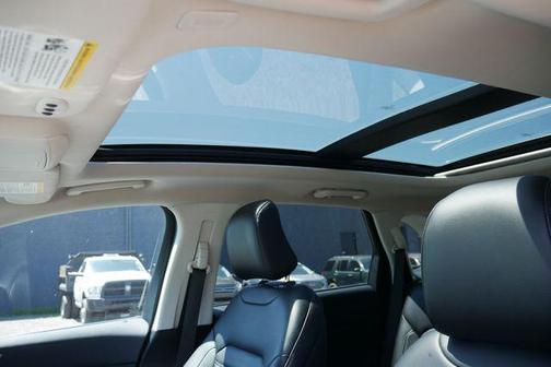 Oxford White 2023 Ford Edge SEL