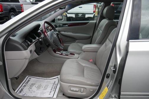 2004 Lexus ES 330 Base