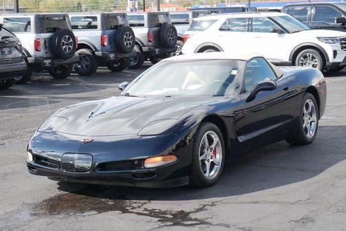 2001 Chevrolet Corvette Base