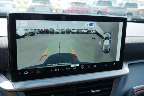 Star White Metallic Tri-Coat 2026 Ford Explorer ST-Line