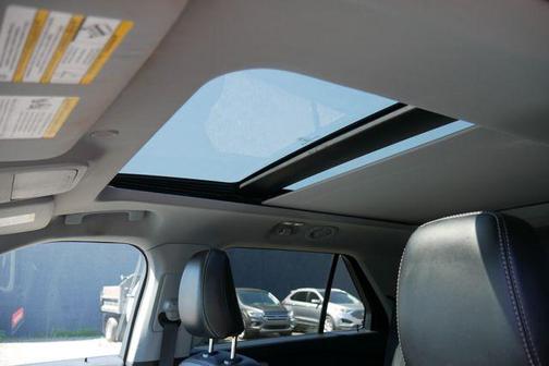 Carbonized Gray Metallic 2022 Ford Explorer XLT