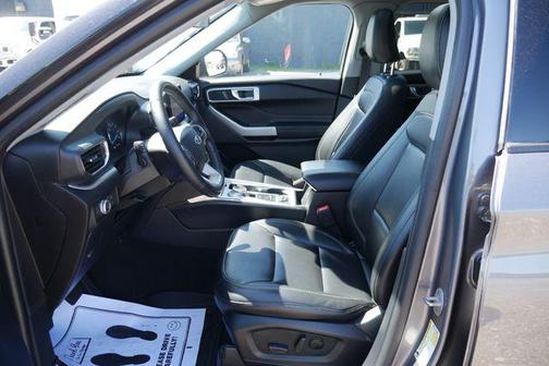 Carbonized Gray Metallic 2022 Ford Explorer XLT