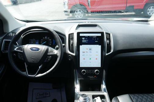 Gray Metallic 2024 Ford Edge Titanium