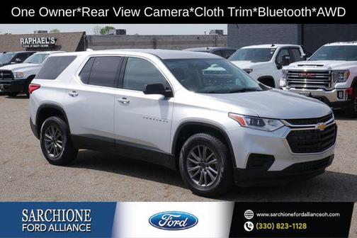 Silver Ice Metallic 2020 Chevrolet Traverse LS