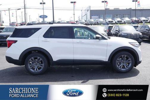 Star White Metallic Tri-Coat 2026 Ford Explorer Active