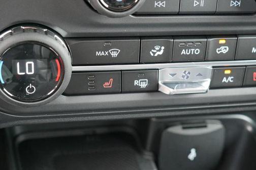 Carbonized Gray Metallic 2026 Ford Bronco Big Bend