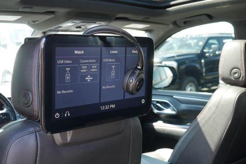 Satin Steel Metallic 2021 Chevrolet Suburban RST