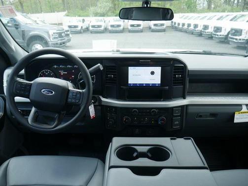 2025 Ford F-350 XL