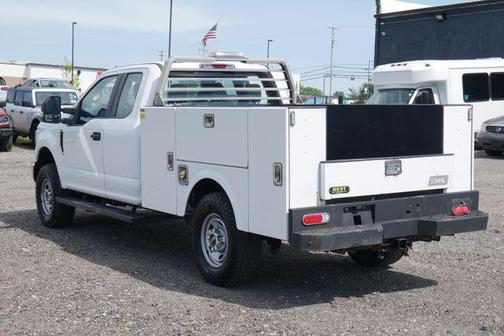 Oxford White 2022 Ford F-250 XL