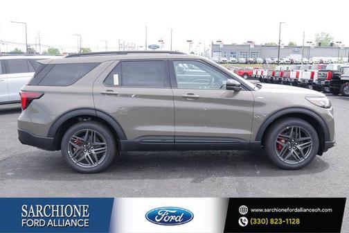 Marsh Gray 2026 Ford Explorer ST-Line