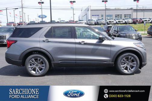 Carbonized Gray Metallic 2026 Ford Explorer Active