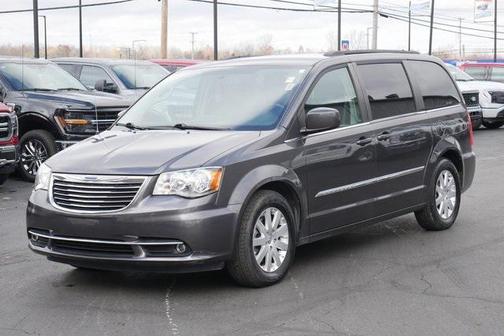 2015 Chrysler Town & Country Touring