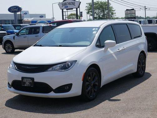 2019 Chrysler Pacifica Touring Plus