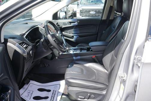 Iconic Silver Metallic 2020 Ford Edge Titanium