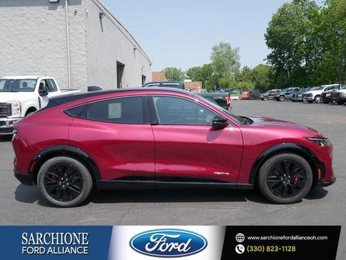 2025 Ford Mustang Mach-E Premium