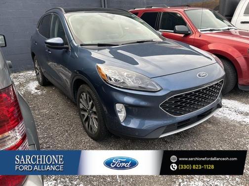 2020 Ford Escape Titanium