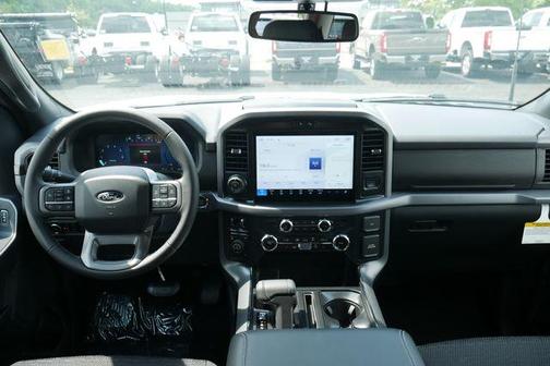 Oxford White 2026 Ford F-150 XLT