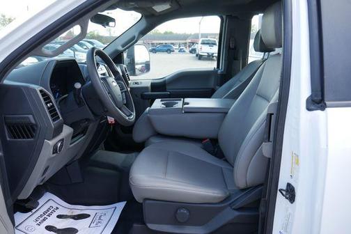 Oxford White 2022 Ford F-250 XL