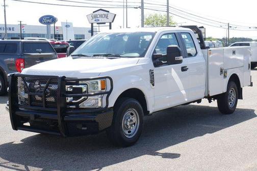 Oxford White 2022 Ford F-250 XL