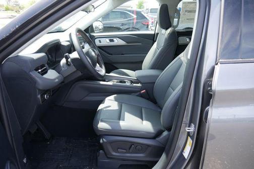 Carbonized Gray Metallic 2026 Ford Explorer Active
