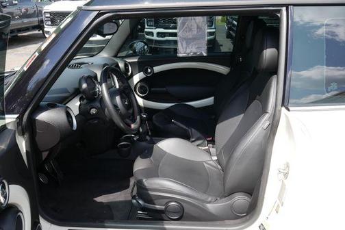 Pepper White 2013 MINI Clubman John Cooper Works