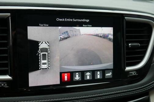 2021 Chrysler Pacifica Hybrid Touring L