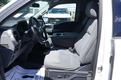 Oxford White 2023 Ford F-150 XLT