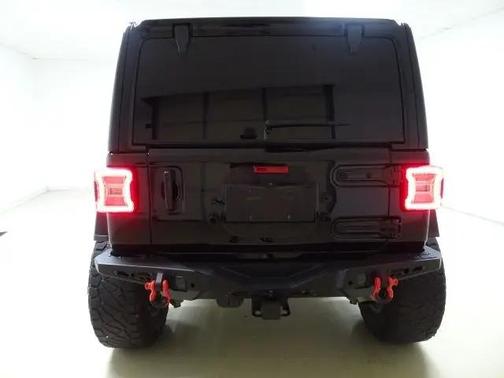 Black Clearcoat 2023 Jeep Wrangler Rubicon