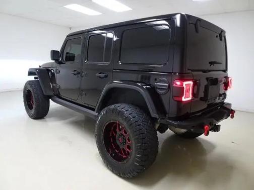 Black Clearcoat 2023 Jeep Wrangler Rubicon