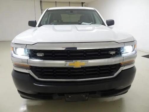 Summit White 2018 Chevrolet Silverado 1500 WT