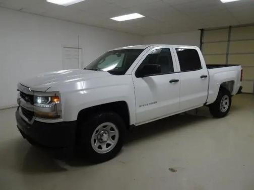 Summit White 2018 Chevrolet Silverado 1500 WT