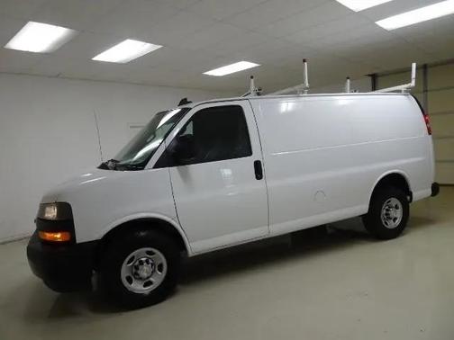 Summit White 2021 Chevrolet Express 2500 LT