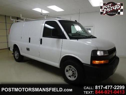 Summit White 2019 Chevrolet Express 3500 Work Van