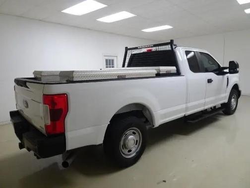 Oxford White 2019 Ford F-250 XL