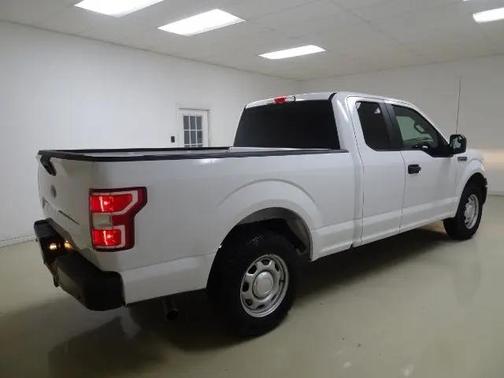 Oxford White 2018 Ford F-150 XL