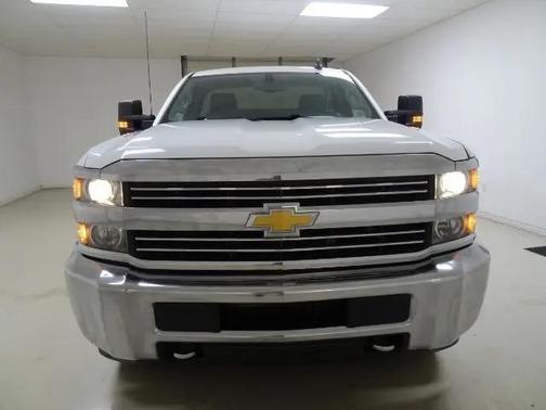 Summit White 2018 Chevrolet Silverado 2500 WT