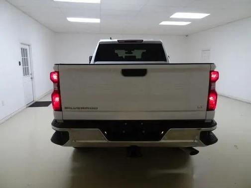 Summit White 2021 Chevrolet Silverado 2500 LT