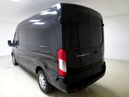 2015 Ford Transit-250 Base