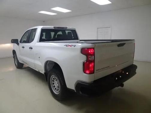 Summit White 2021 Chevrolet Silverado 1500 WT