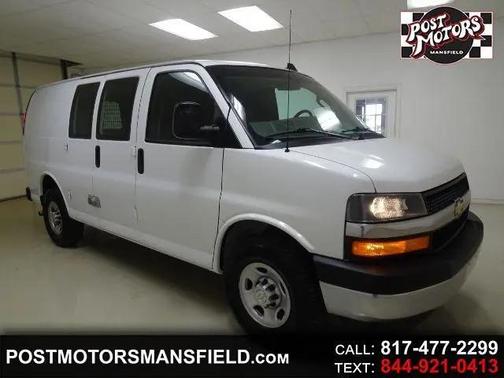 Summit White 2021 Chevrolet Express 2500 RWD 2500 Regular Wheelbase WT