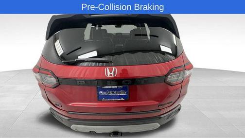Radiant Red Metallic II 2025 Honda Pilot TrailSport